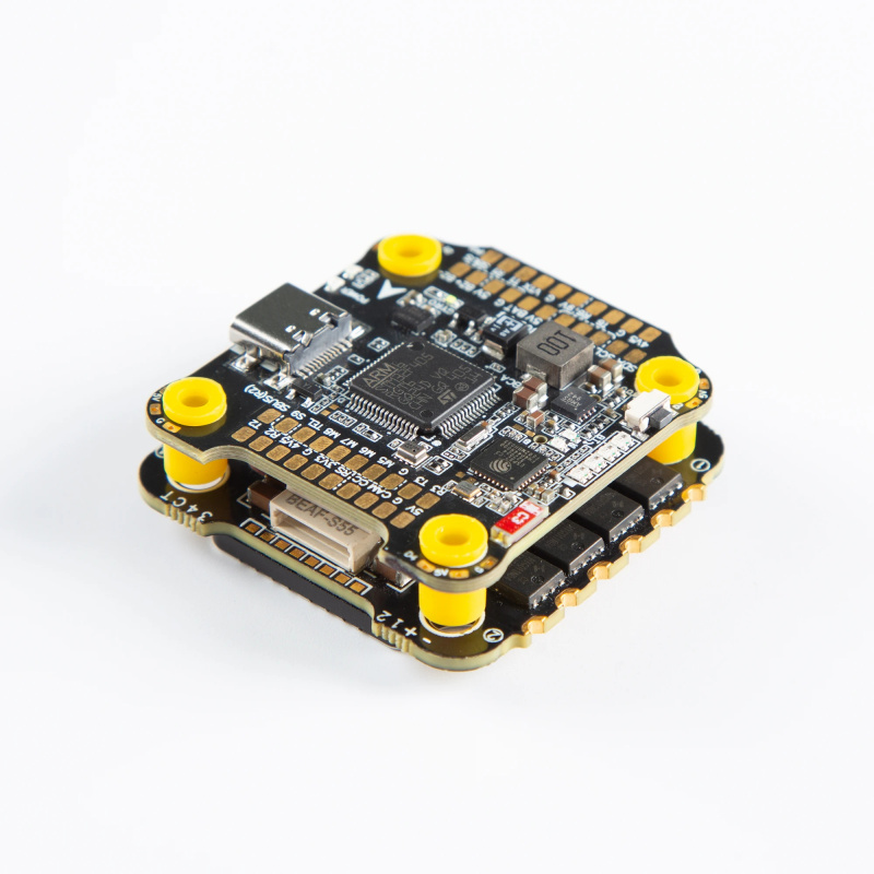 Controlador de Vuelo F405 V4 B - Speedybee F405 V4 Bls 55A Stack reseña y precio